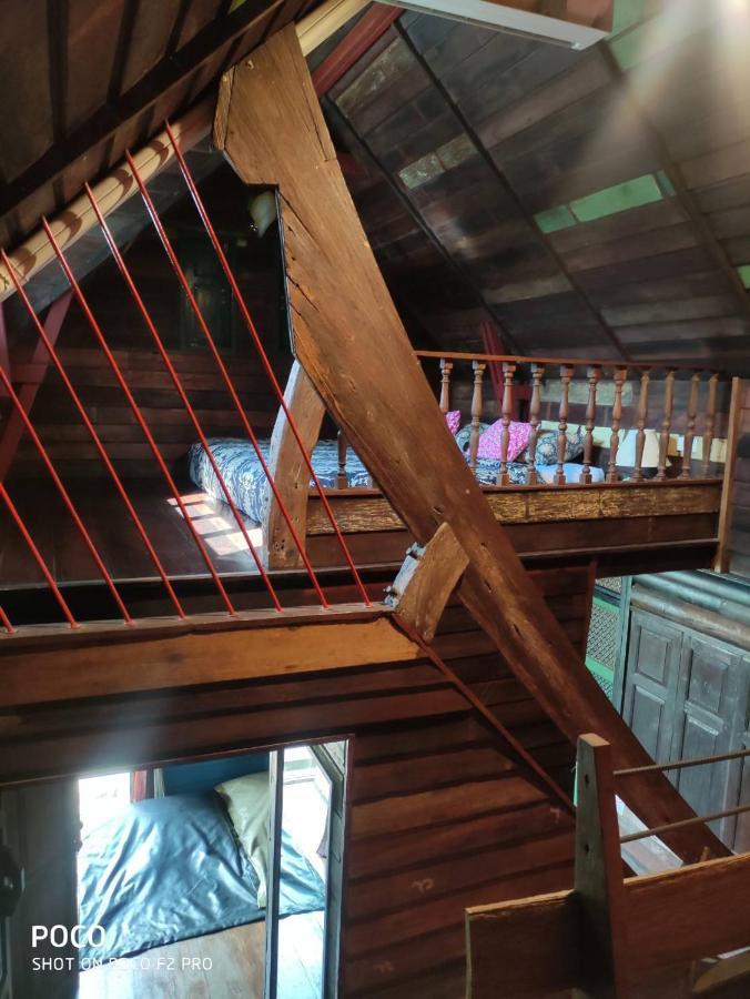 Tamarind Guesthouse พระนครศรีอยุธยา ภายนอก รูปภาพ