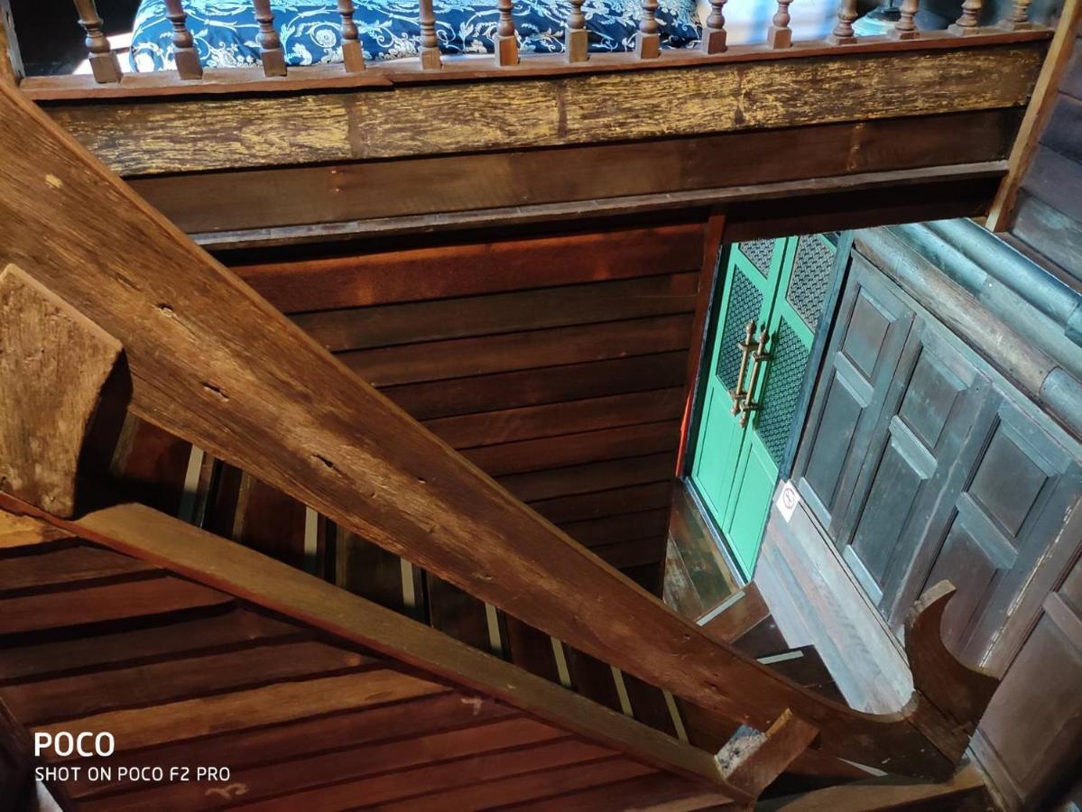 Tamarind Guesthouse พระนครศรีอยุธยา ภายนอก รูปภาพ