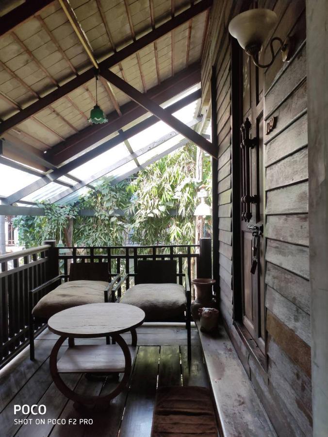 Tamarind Guesthouse พระนครศรีอยุธยา ภายนอก รูปภาพ
