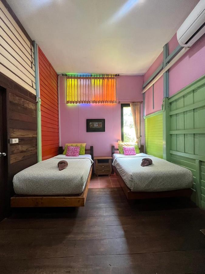 Tamarind Guesthouse พระนครศรีอยุธยา ภายนอก รูปภาพ