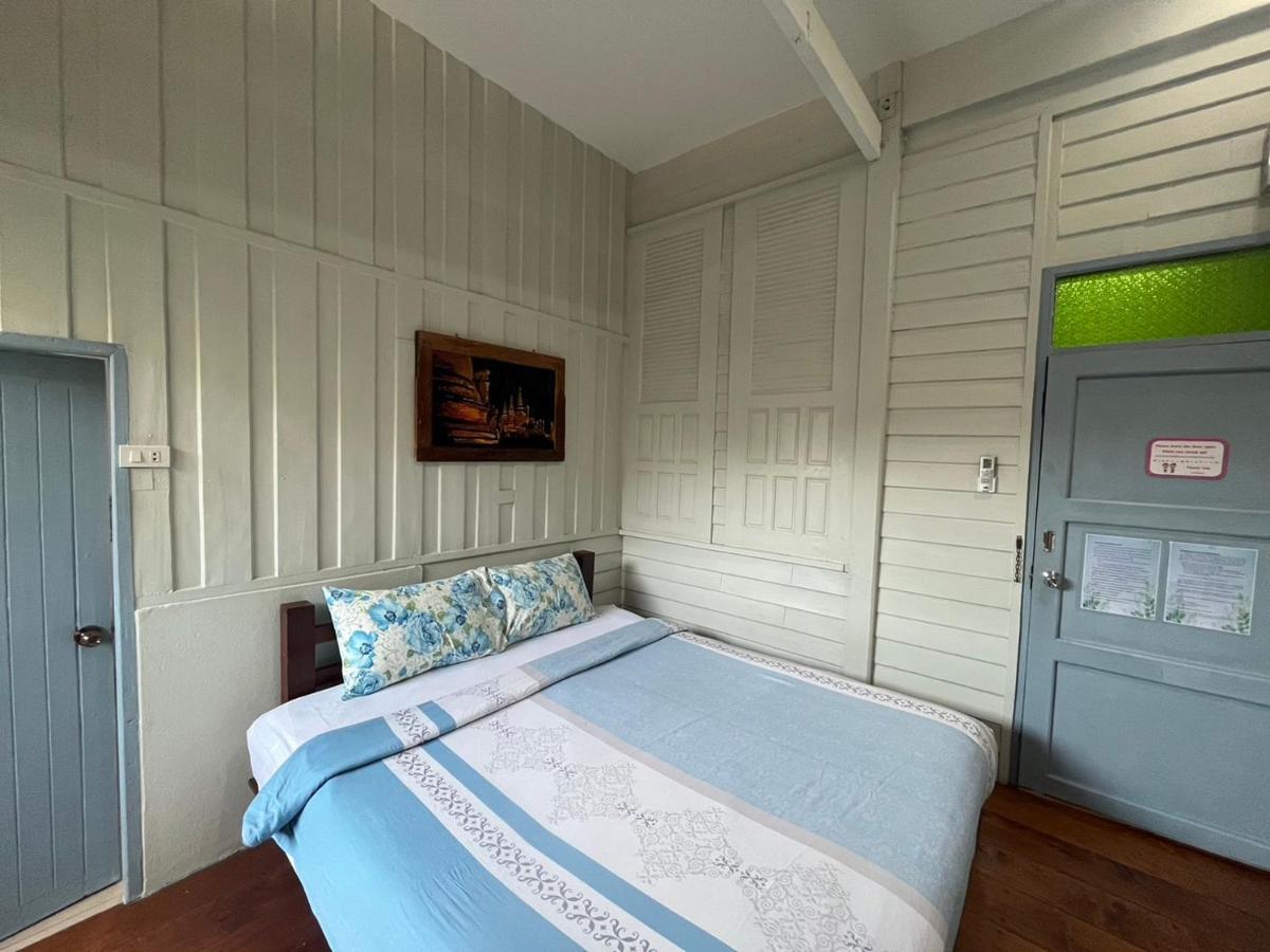 Tamarind Guesthouse พระนครศรีอยุธยา ภายนอก รูปภาพ
